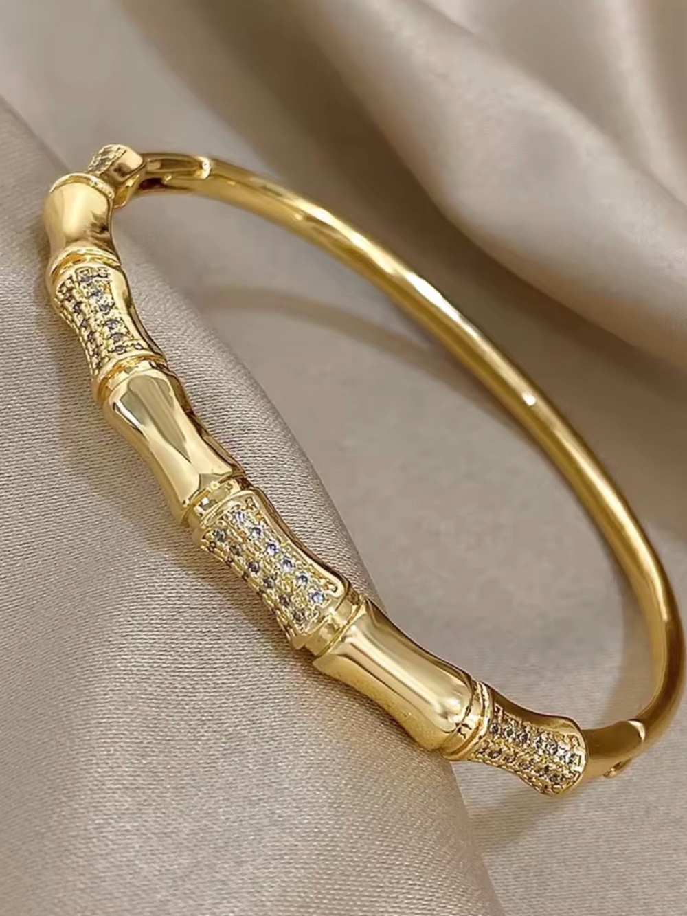 14k Bamboo Bangle - Picture 4 of 11